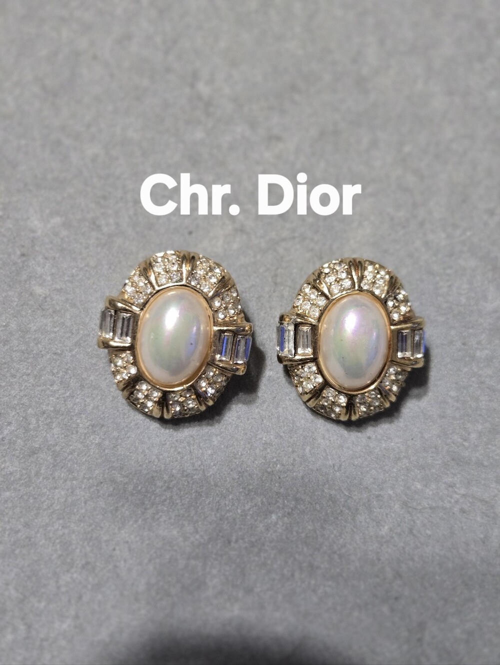 Christian Dior Vintage Gold-Tone  Cabochon Clip-On Earrings